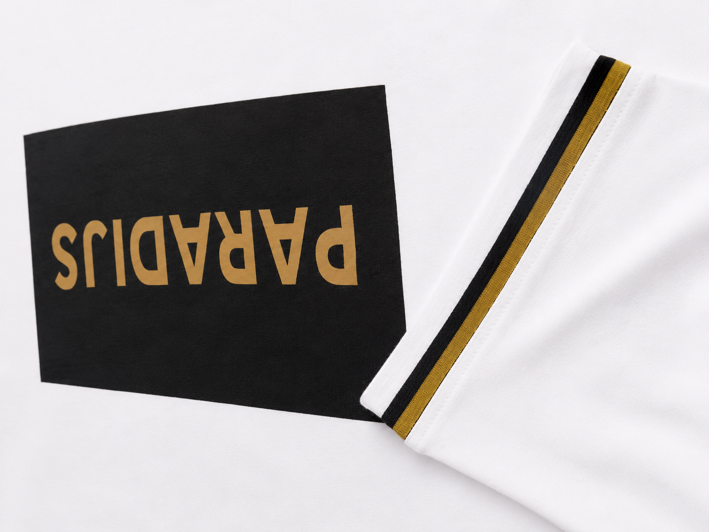P02 Premium Signature T-Shirt – Wit | Paradijs Leven