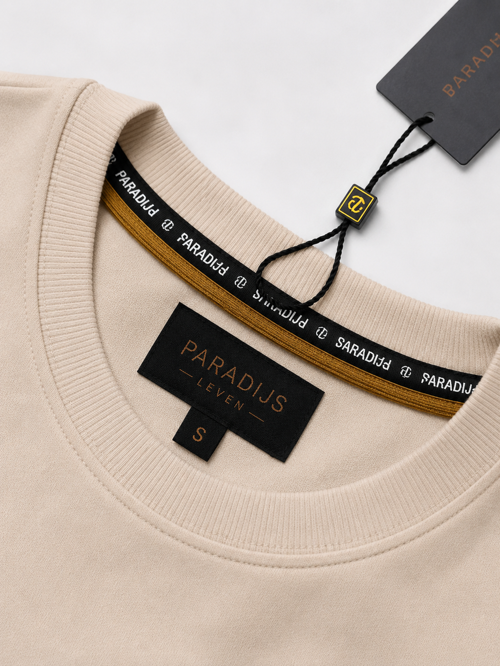 P04 Premium Signature T-shirt – Crème/Wit | Paradijs Leven